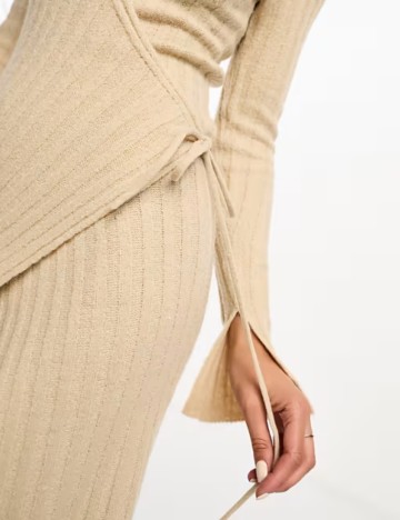 Rochie maxi ASOS, crem