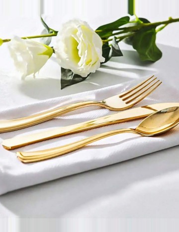 Set Tacâmuri Shein, auriu