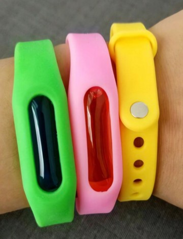 Brățară anti-insecte Shein, roz