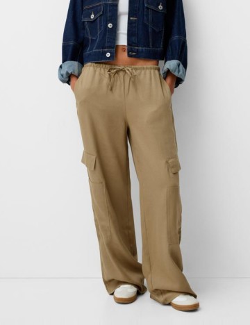 Pantaloni Bershka, kaki