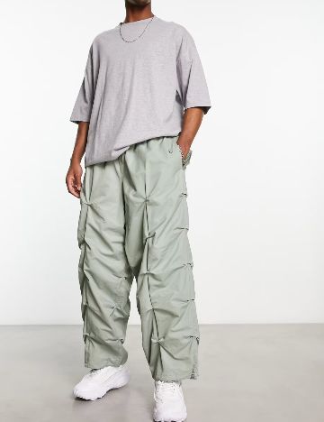 Pantaloni ASOS, verde