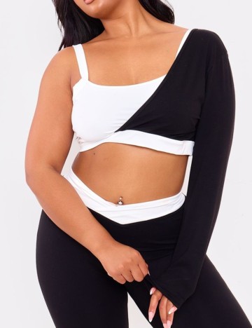 Top PRETTYLITTLETHING, mix culori