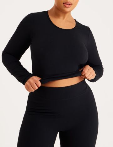 Top PRETTYLITTLETHING, negru