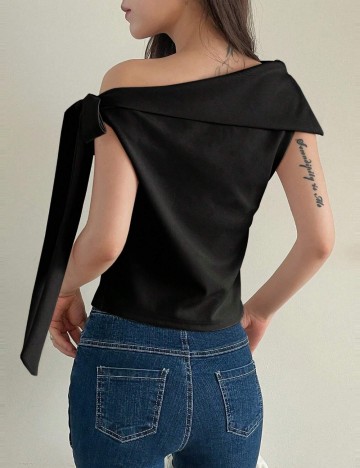 Top Shein DAZY, negru