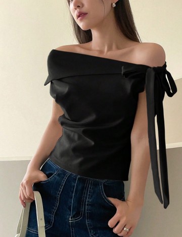 Top Shein DAZY, negru