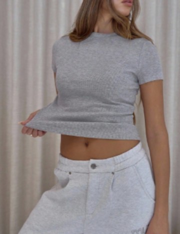 Tricou Shein, gri