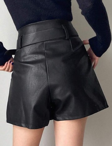 Pantaloni scurți Shein DAZY, negru