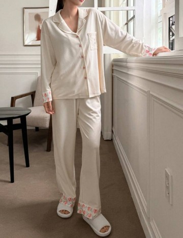 Set pijamale Shein, mix culori