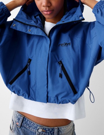 Jachetă Bershka, albastru