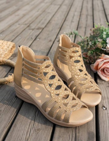 Sandale cu platformă Shein, bej