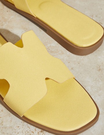 Șlapi Shein, galben