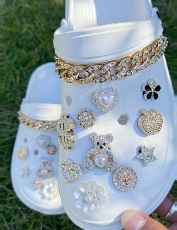 Set accesorii pentru crocs Shein, mix culori