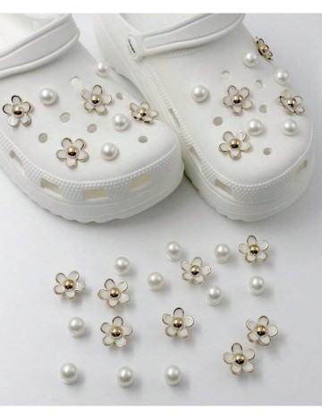 Set accesorii pentru crocs Shein, alb