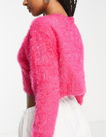 Cardigan Collusion, roz