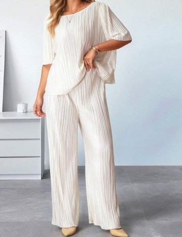 Compleu Shein Curve+, crem