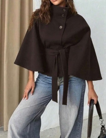 Palton scurt Shein, maro