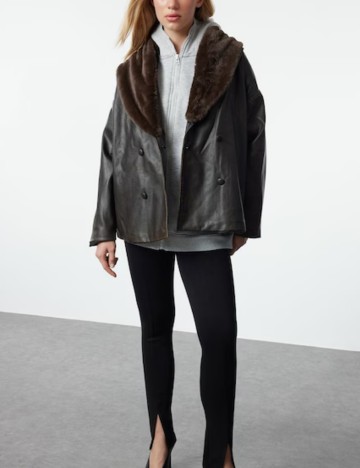 Palton scurt TRENDYOL, maro