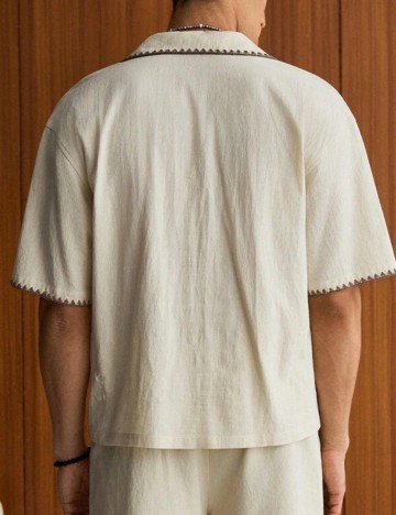 Cămașă cu m&acirc;necă scurtă Shein, crem