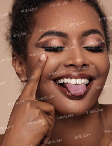 Paletă de farduri de pleoape Shein, mix culori