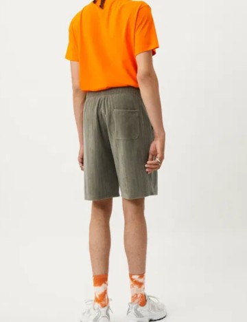 Pantaloni scurți WEEKDAY, verde