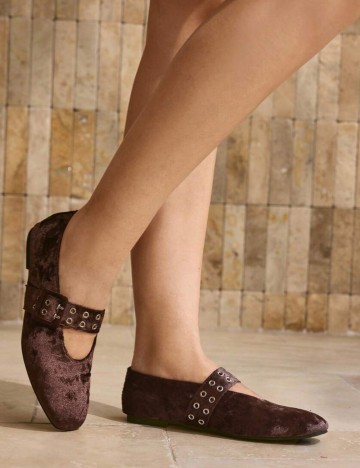 Pantofi Shein MOTF, maro