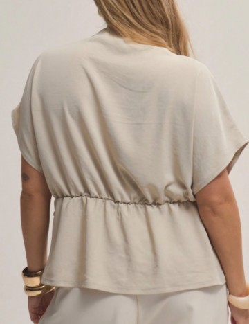 Cămașă cu m&acirc;necă scurtă Shein Curve+, bej