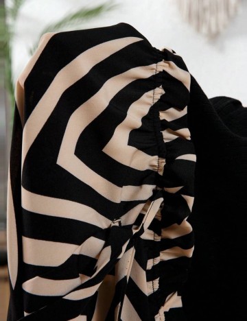 Salopetă scurtă Shein Curve+, mix culori