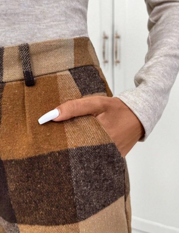 Pantaloni scurți Shein, maro